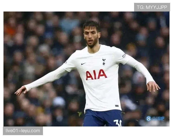 本坦库尔荣膺“拦截王”，球队防守能力持续提升