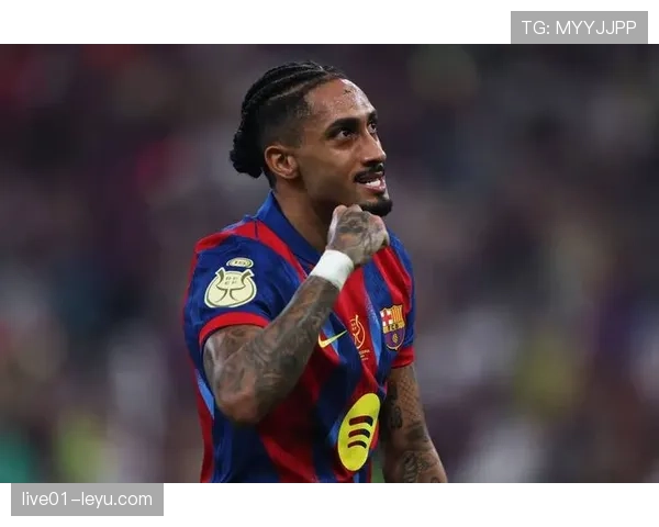 拉菲尼亚是否只是体系球员？战术依赖与个人能力解析